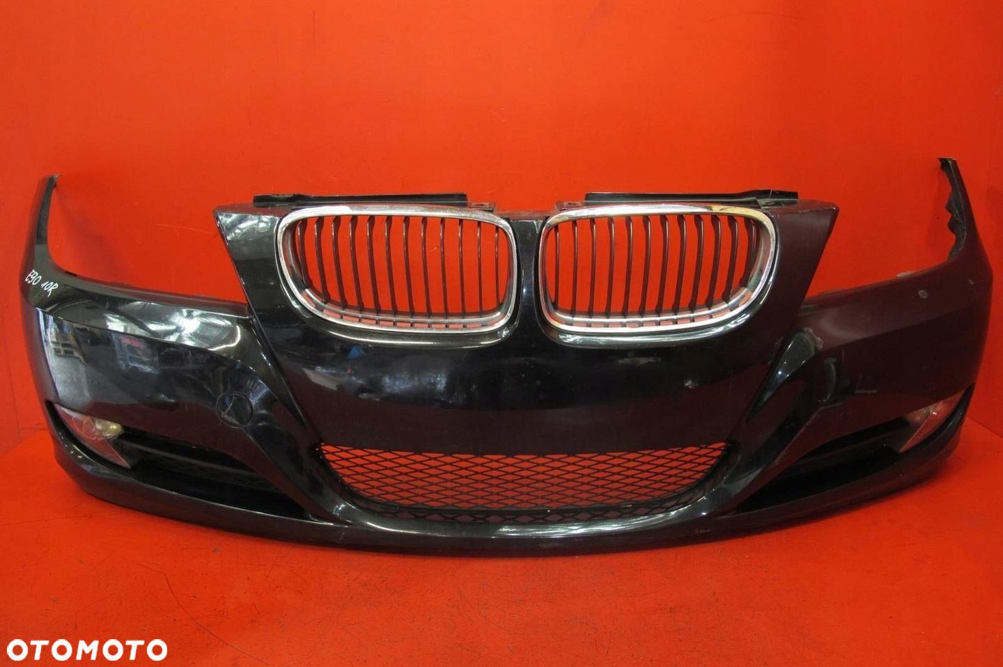 BMW 3 E90 E91 2010 Z przodu Zderzak przedni - 1