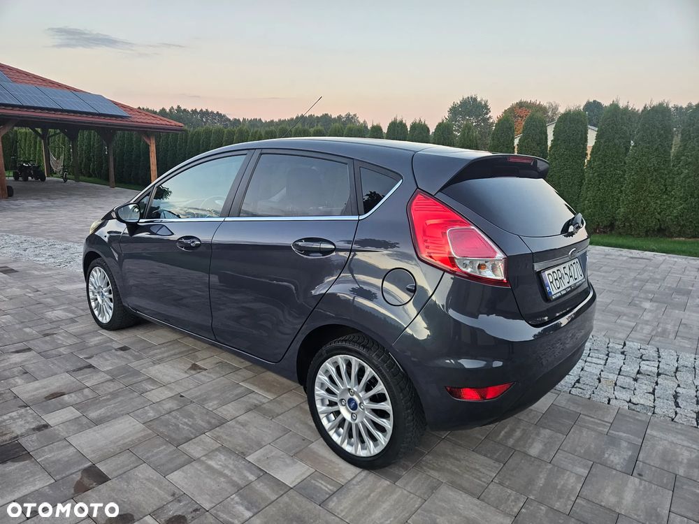 Ford Fiesta 1.25 Titanium - 21