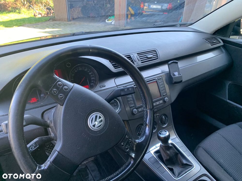 Volkswagen Passat - 6