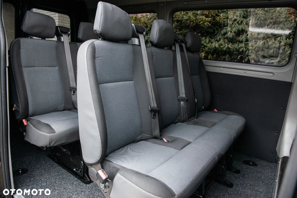 Renault Master ENERGY L2H2 VA 9-Sitzer - 28