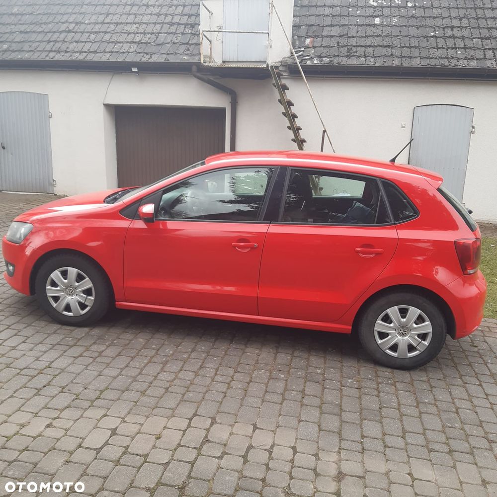 Volkswagen Polo - 2