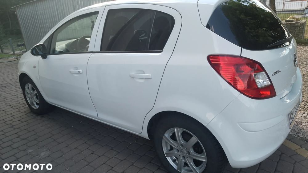 Opel Corsa 1.4 16V Active - 14