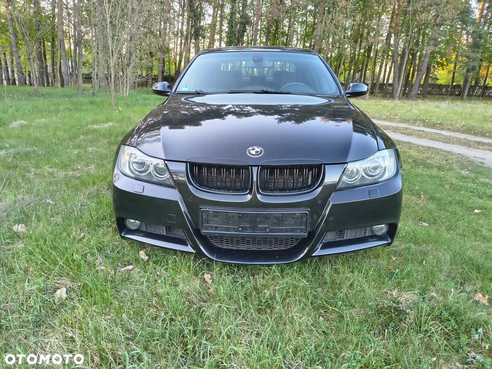 BMW Seria 3 325i - 2