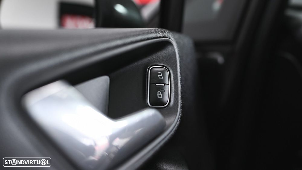 Ford Fiesta 1.5 EcoBoost S&S ST X - 58