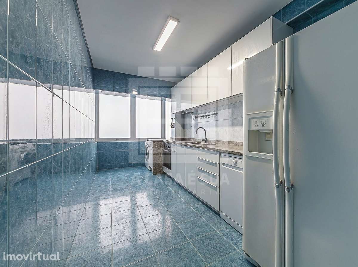 Apartamento T2 renovado em Mafamude no centro de Gaia - Grande imagem: 3/14