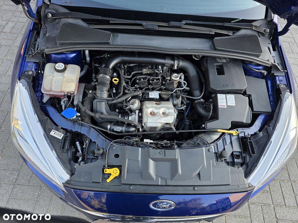 Ford Focus 1.0 EcoBoost Trend - 32
