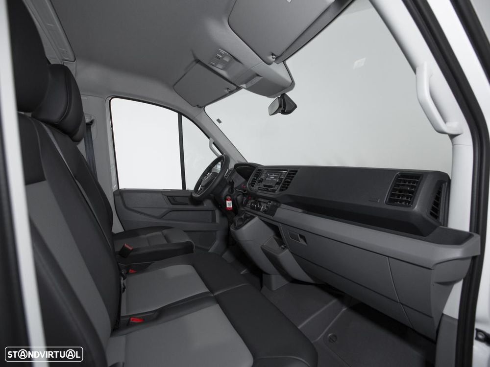 VW Crafter 2.0 TDI L3 Aut. - 7