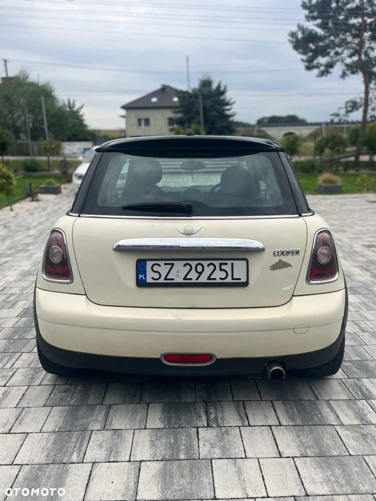 MINI Cooper Standard - 5