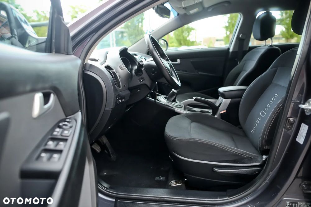 Kia Sportage 2,0 CRDI AWD Vision - 19