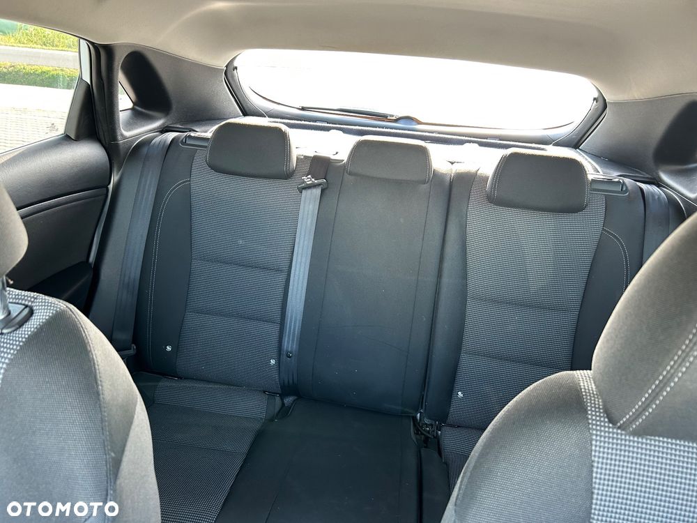 Hyundai i30 1.6 CRDi Classic - 10