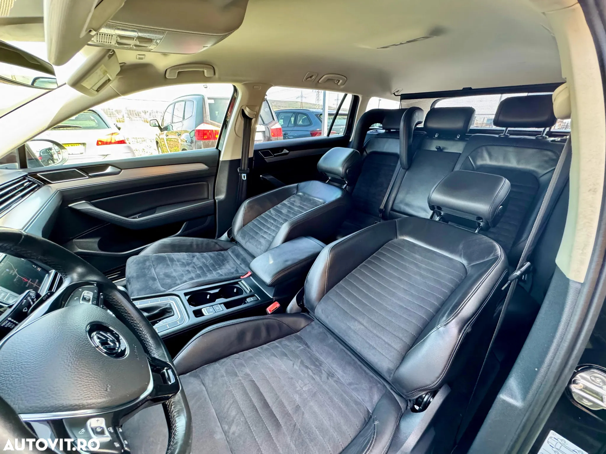 Volkswagen Passat Variant 2.0 TDI Highline - 7