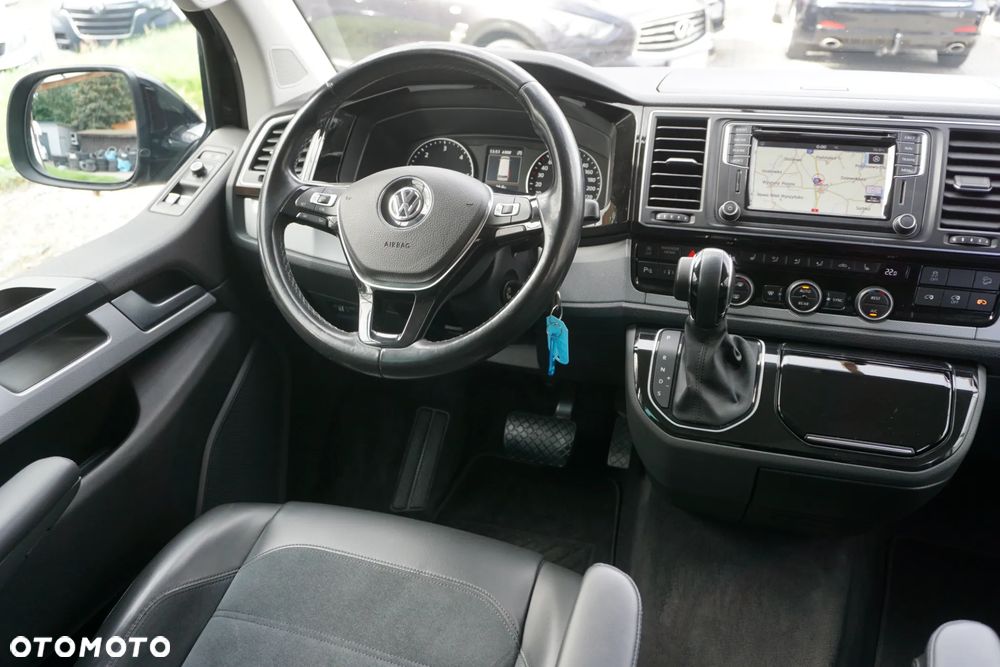 Volkswagen Multivan - 17