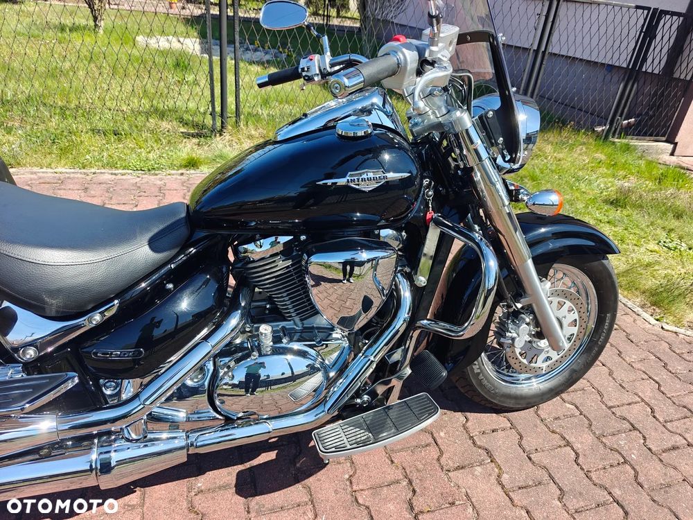 Suzuki Intruder - 4