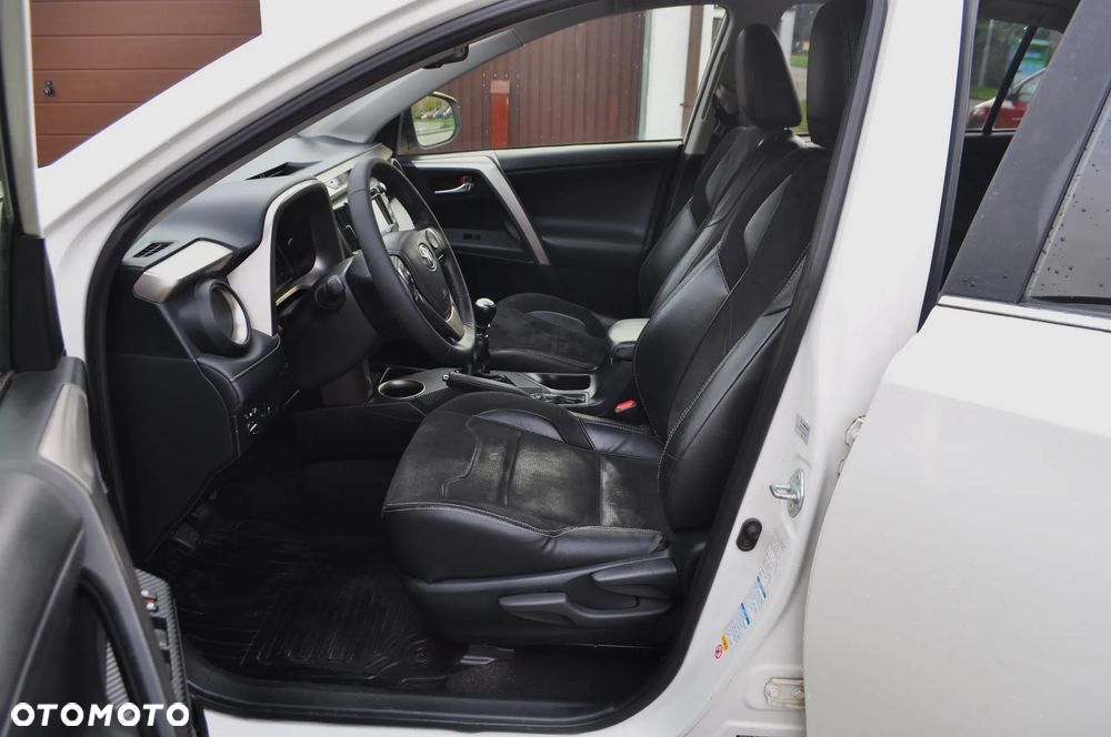 Toyota RAV4 2.2 D-4D 4x4 Executive - 25