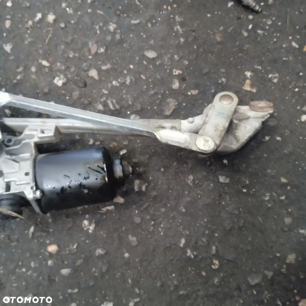 Mechanizm wycieraczek przód Toyota Avensis T25 85110-05060 - 2