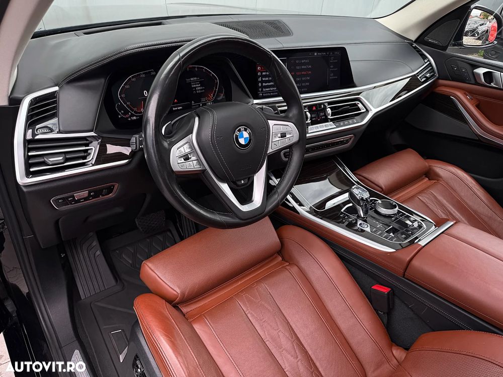 BMW X7 xDrive40i - 11