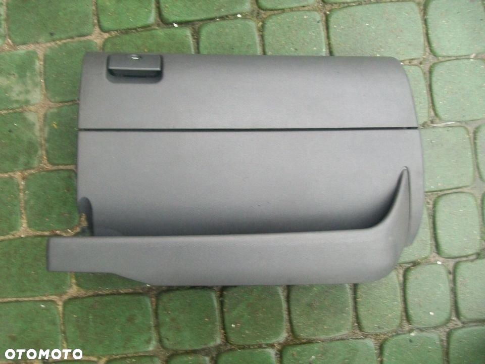 Schowek Psażera leon Toledo II europa - 1