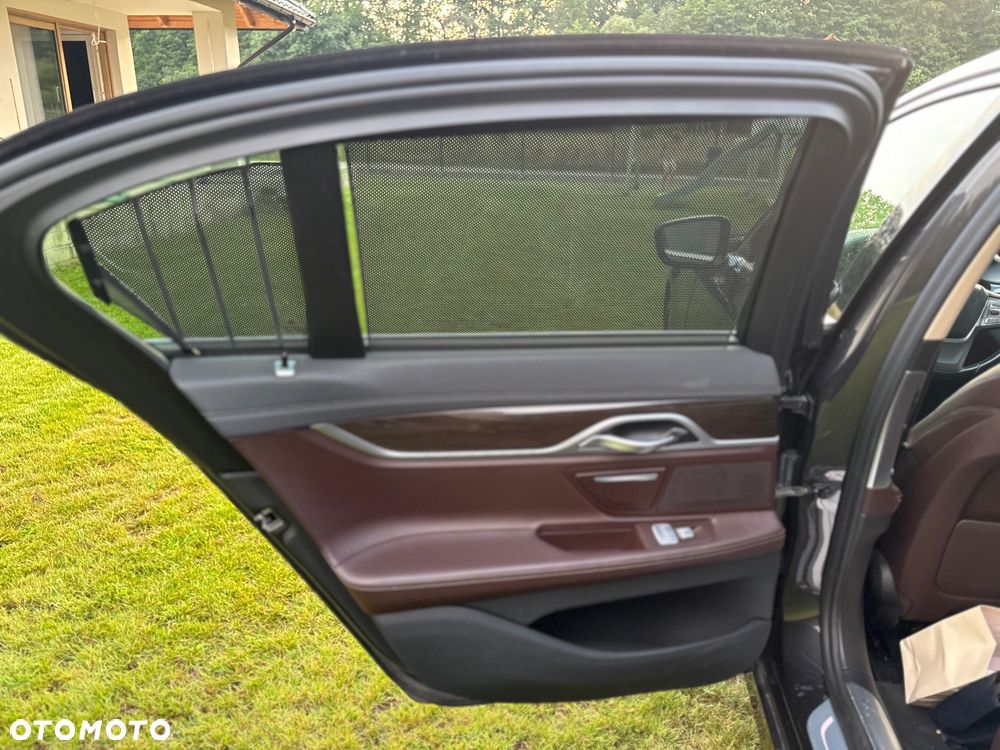 BMW Seria 7 - 13