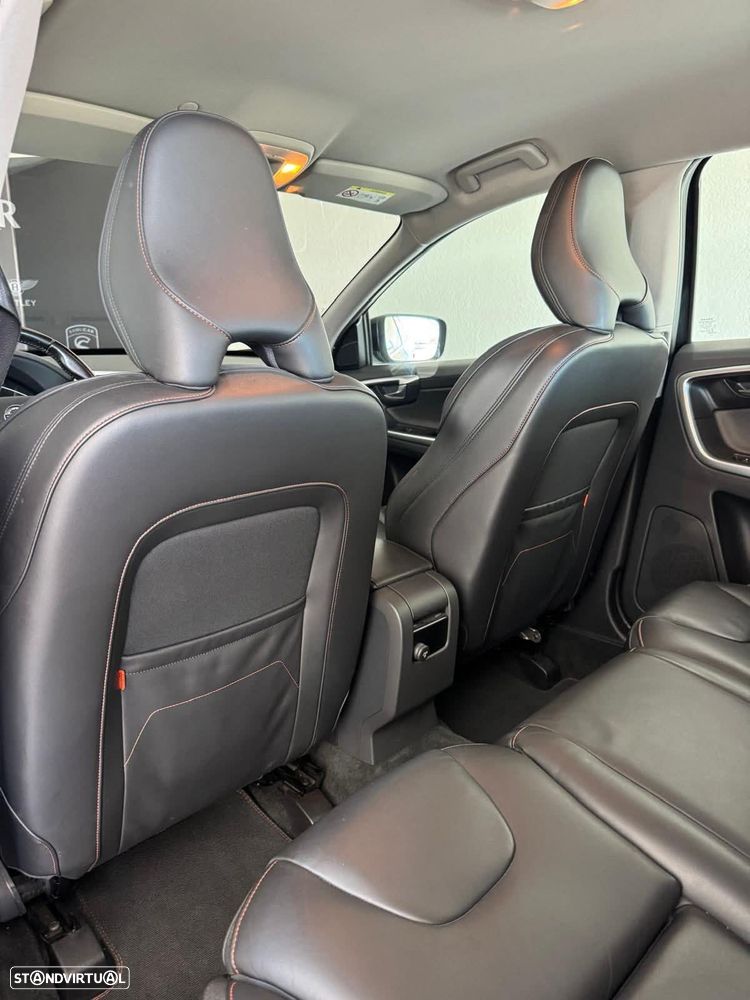 Volvo XC 60 2.0 D4 Volvo Ocean Race - 16