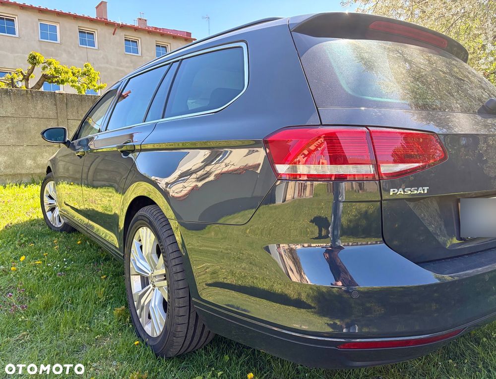 Volkswagen Passat Variant 1.5 TSI EVO Highline DSG - 4