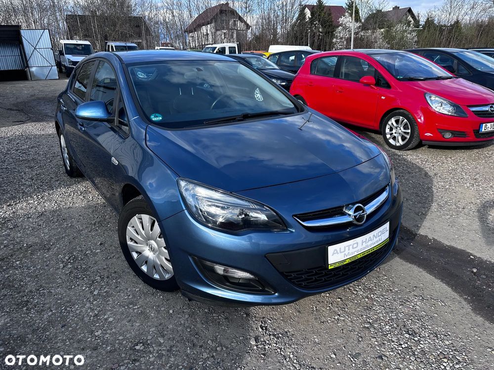 Opel Astra - 2