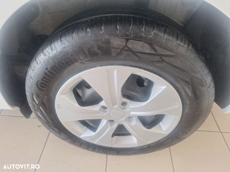Dacia Logan ECO-G 100 MT5 Essential - 8