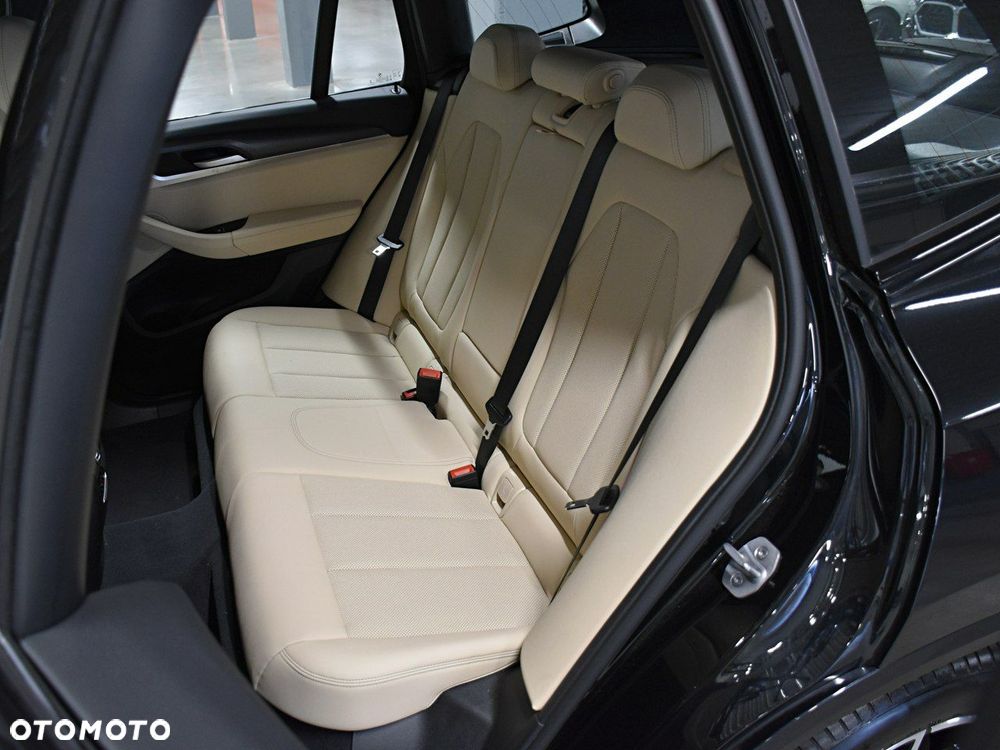 BMW X3 - 13
