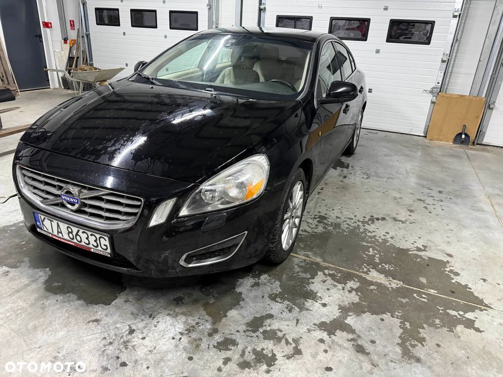 Volvo S60 2.5 T5 - 5
