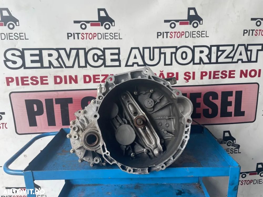 CUTIE DE VITEZE MANUALA MINI COOPER COUNTRYMAN GS653DG 9812856-01 9812856 R60 R61 N47 1.6 d - 2
