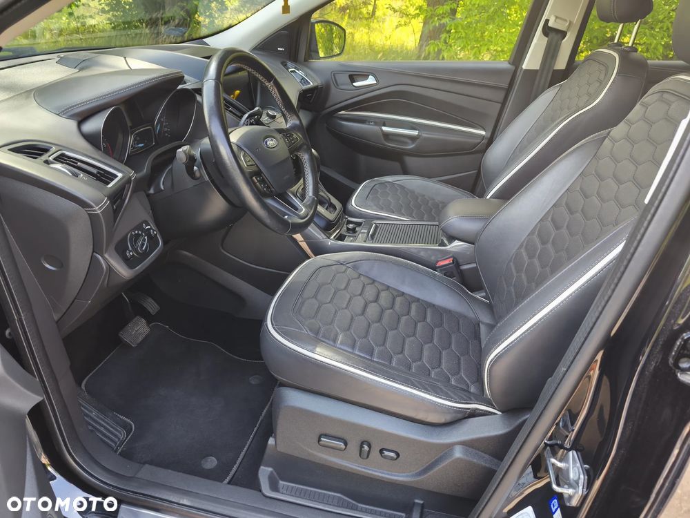 Ford Kuga - 10