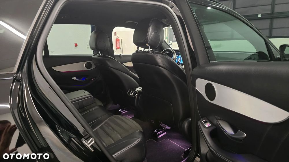 Mercedes-Benz GLC 300 de 4Matic 9G-TRONIC AMG Line Plus - 14