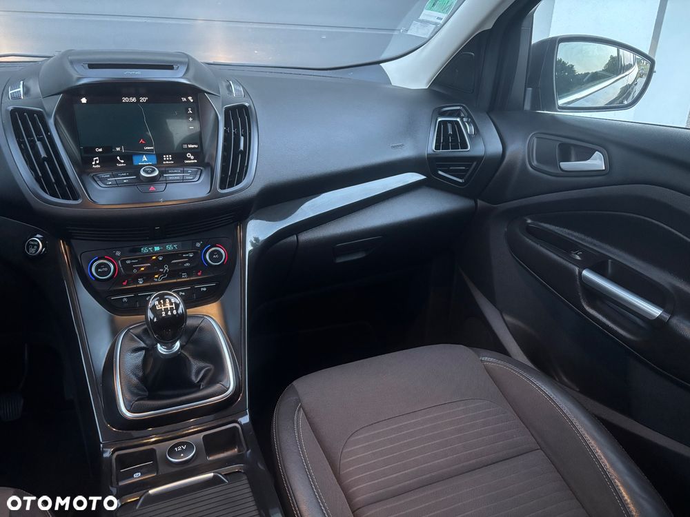 Ford Kuga 2.0 TDCi FWD Titanium - 8