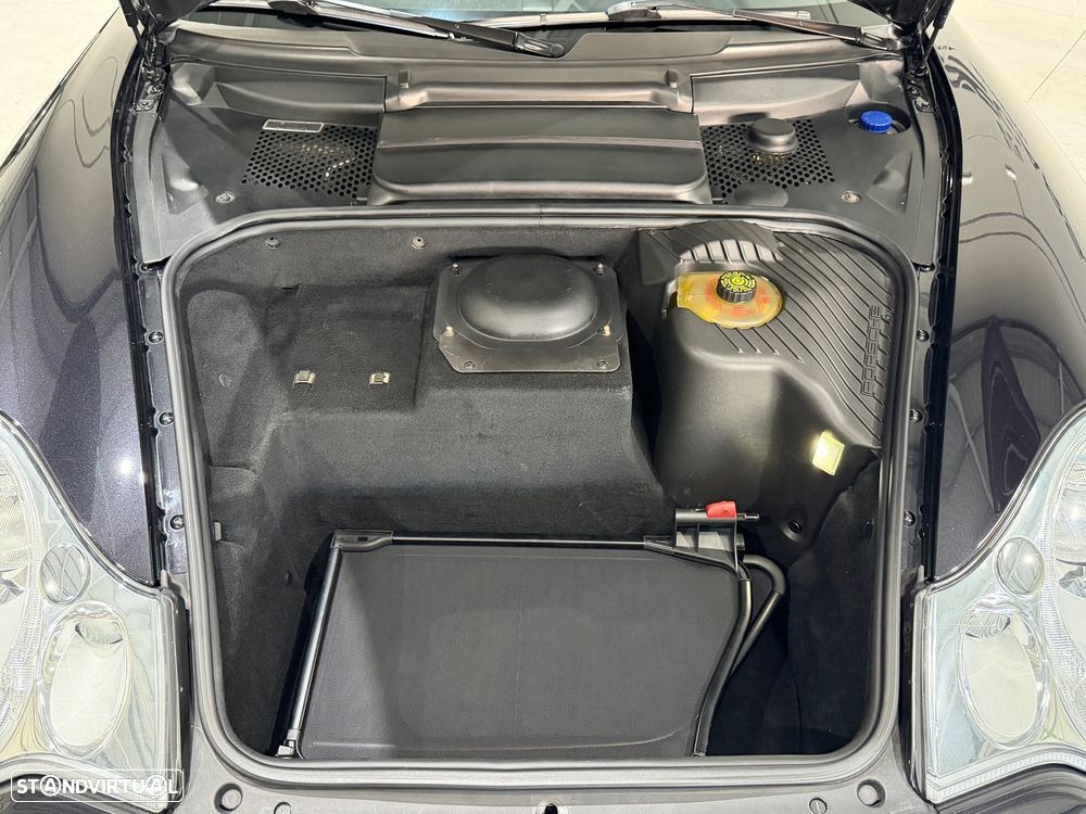 Porsche 911 (996) Turbo - 33