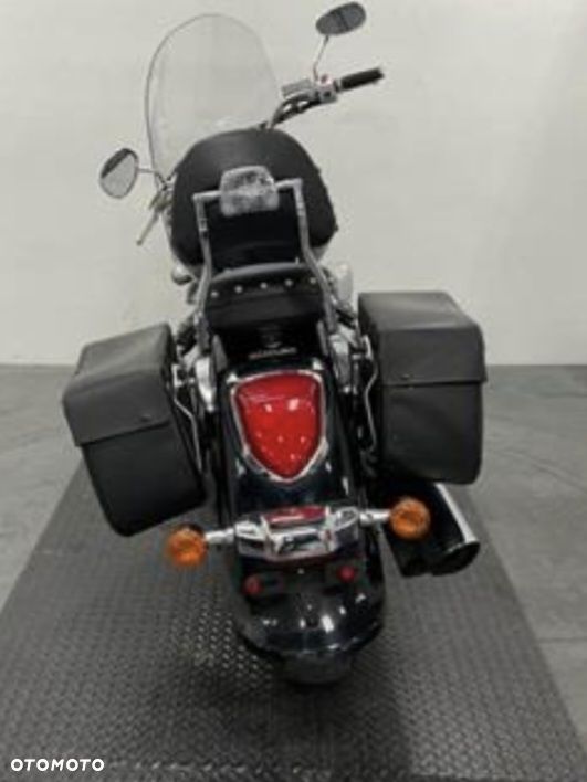 Suzuki VL 800 Volusia - Boulevard C50 - 4