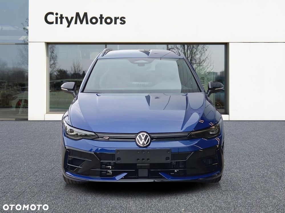 Volkswagen Golf - 10