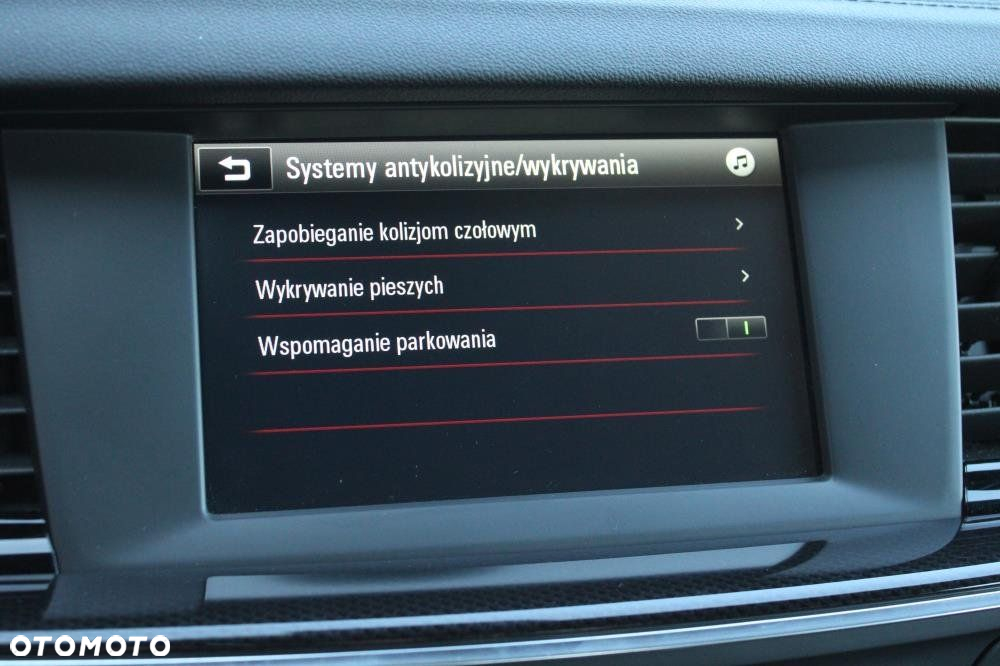 Opel Insignia - 22