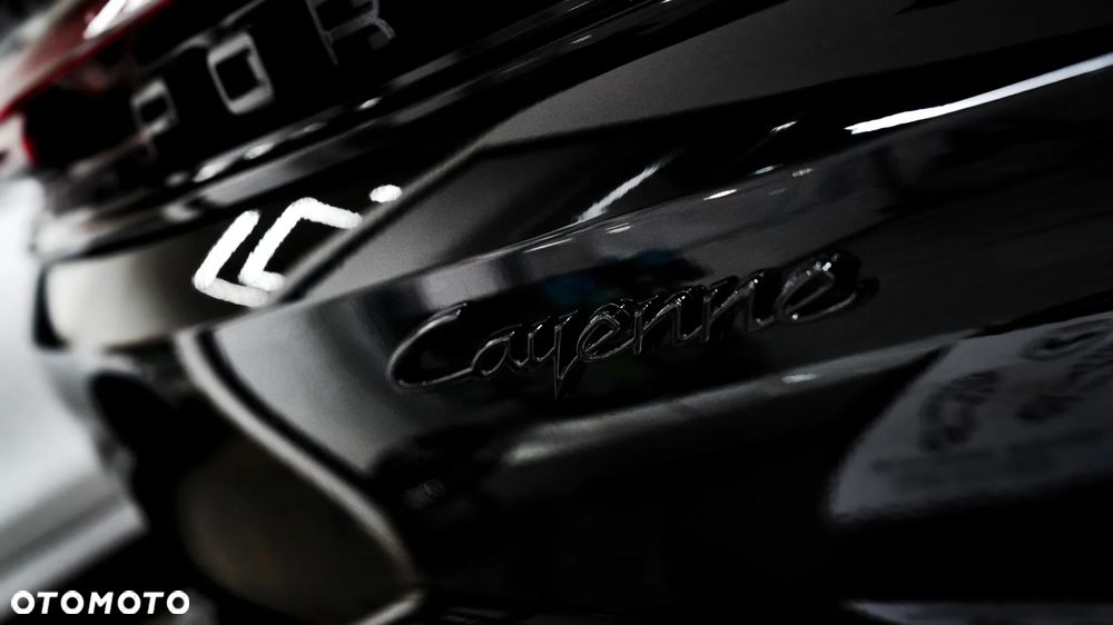 Porsche Cayenne - 12