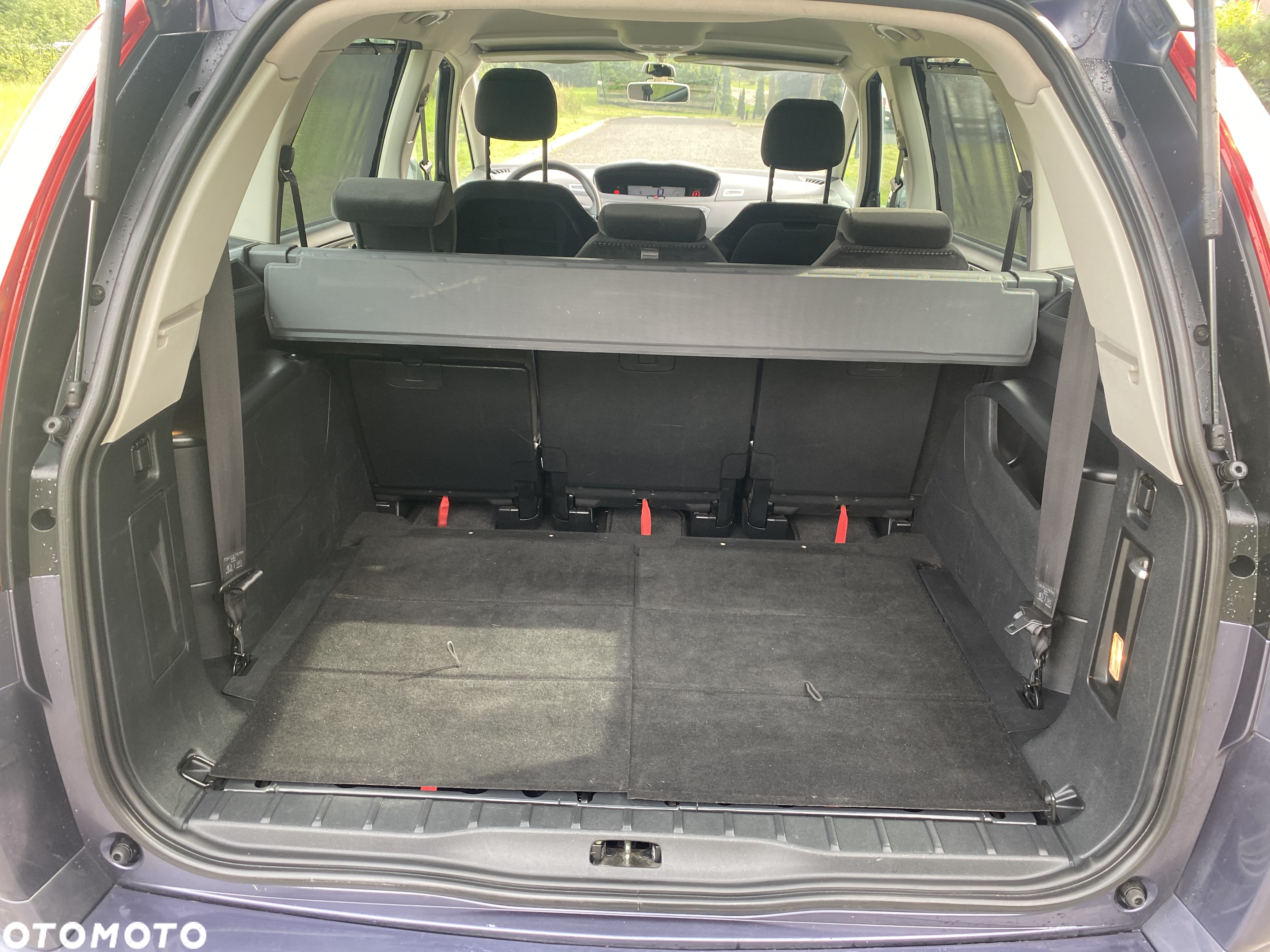 Citroën C4 Grand Picasso 1.8 16V Confort - 11