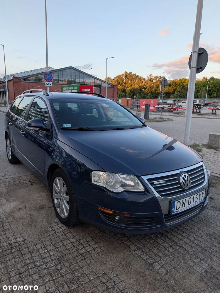 Volkswagen Passat 1.9 TDI Comfortline - 1