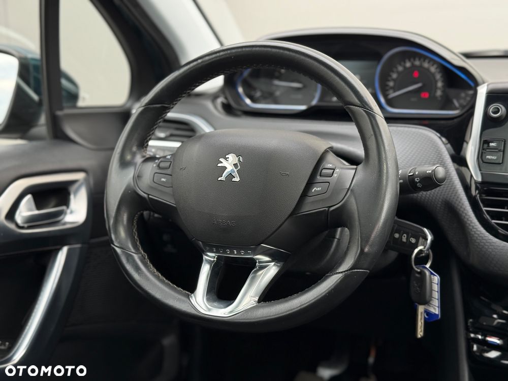 Peugeot 2008 PureTech 110 Stop&Start Allure - 19