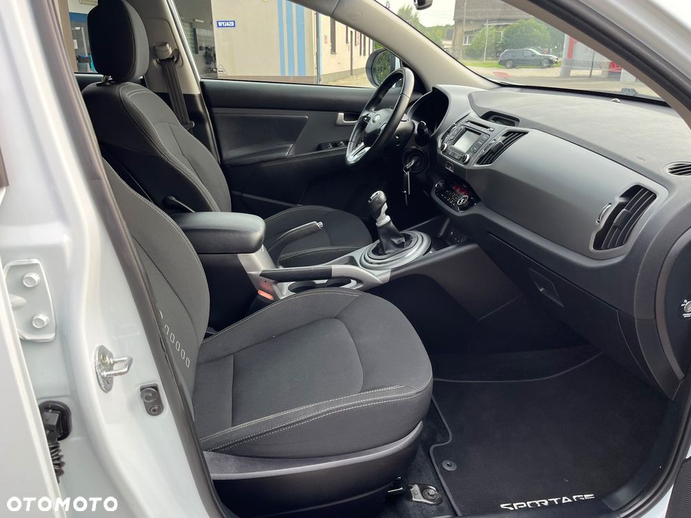 Kia Sportage 2,0 CRDI AWD Vision - 15