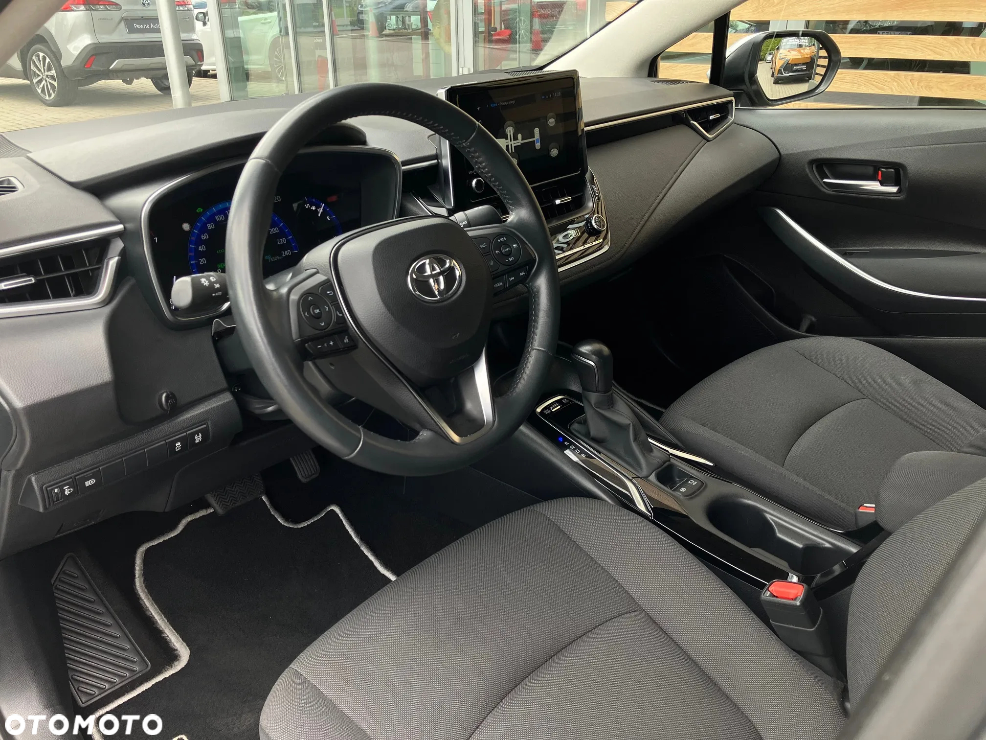 Toyota Corolla 1.8 Hybrid Comfort - 31