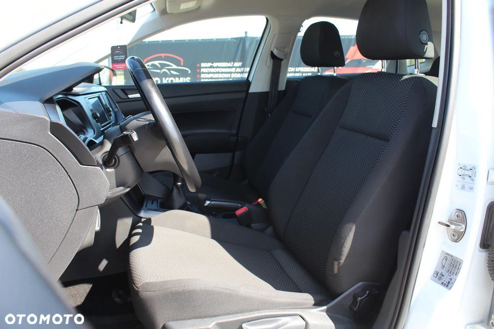 Volkswagen Polo 1.0 Life - 26