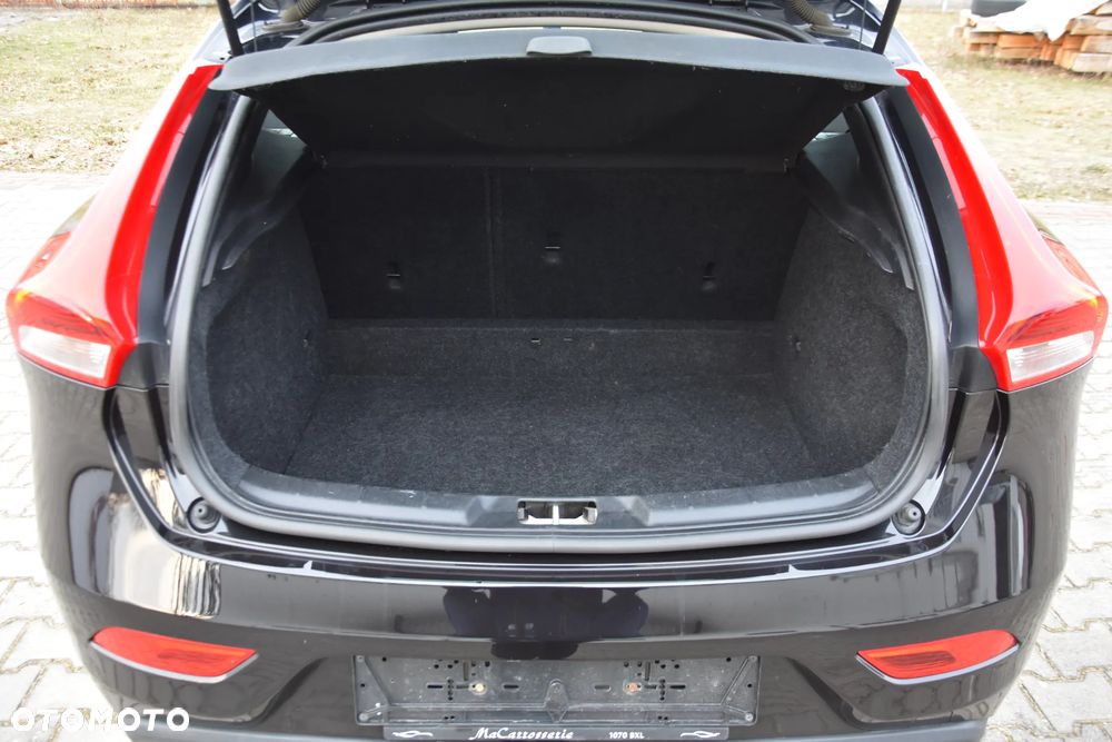 Volvo V40 - 17