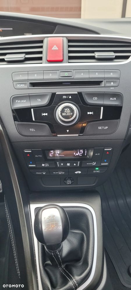 Honda Civic 1.4 Sport - 12