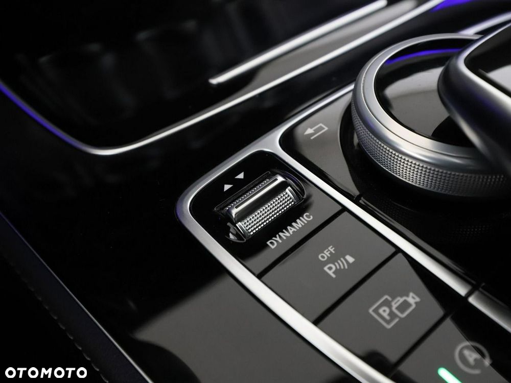 Mercedes-Benz Klasa E 200 9G-TRONIC Avantgarde - 31