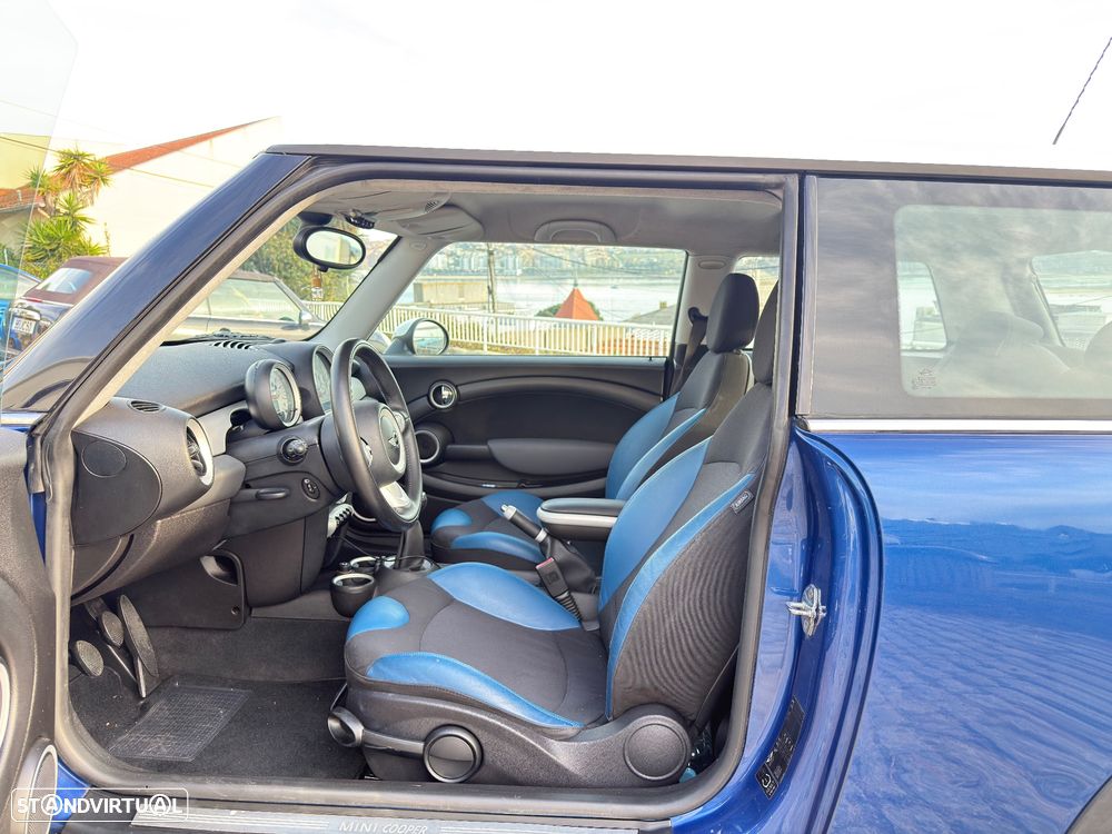MINI 3 Portas Cooper D - 12