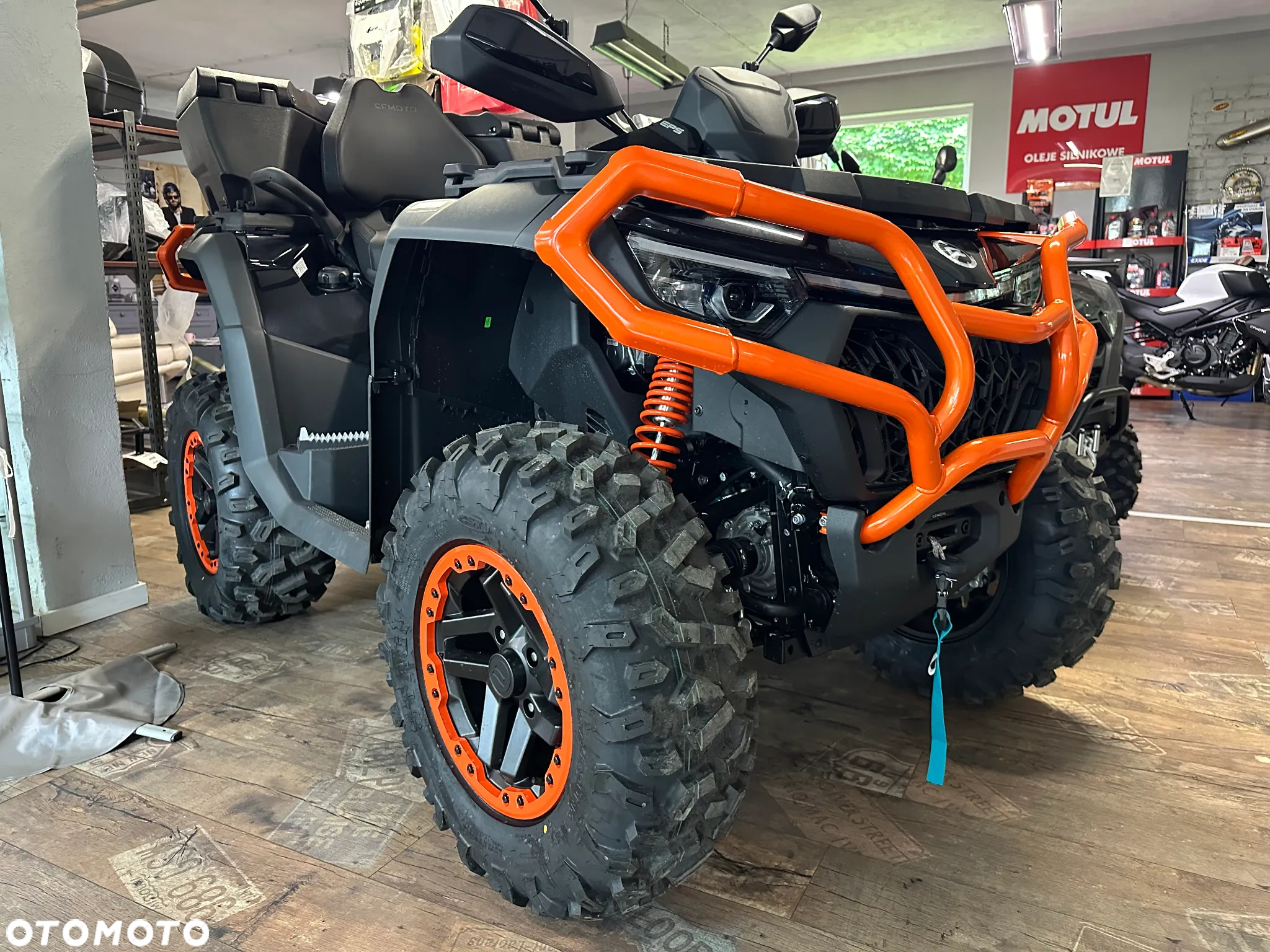 CFMoto CForce - 10