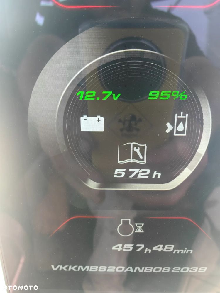 Massey Ferguson 8S.225 - 5