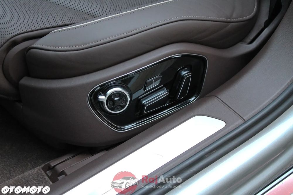 Audi A8 4.2 FSI quattro tiptronic - 29